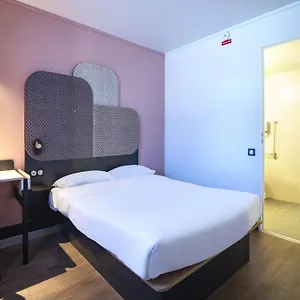 Avignon 1 Hotel Le Pontet (Vaucluse)