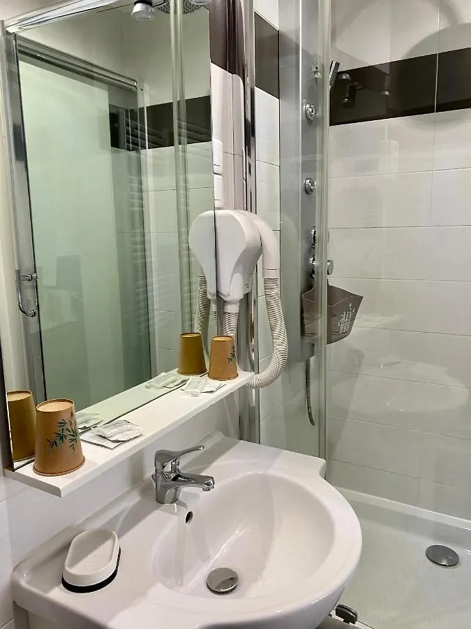 Hotel Lutetia Cannes Francia
