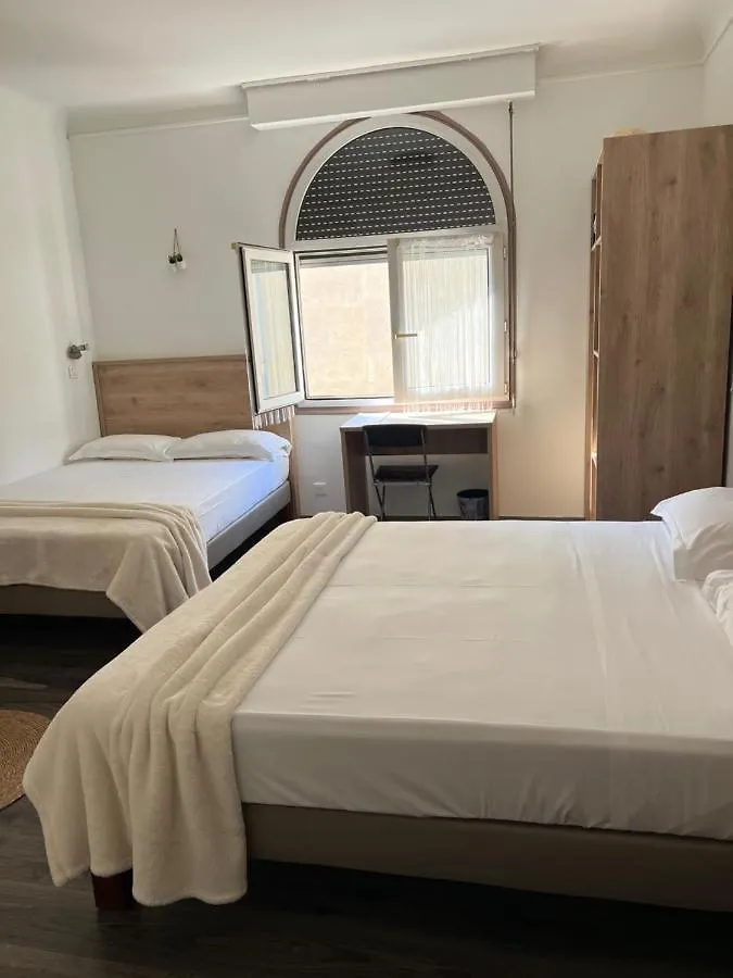 **  Hotel Lutetia Cannes Francia