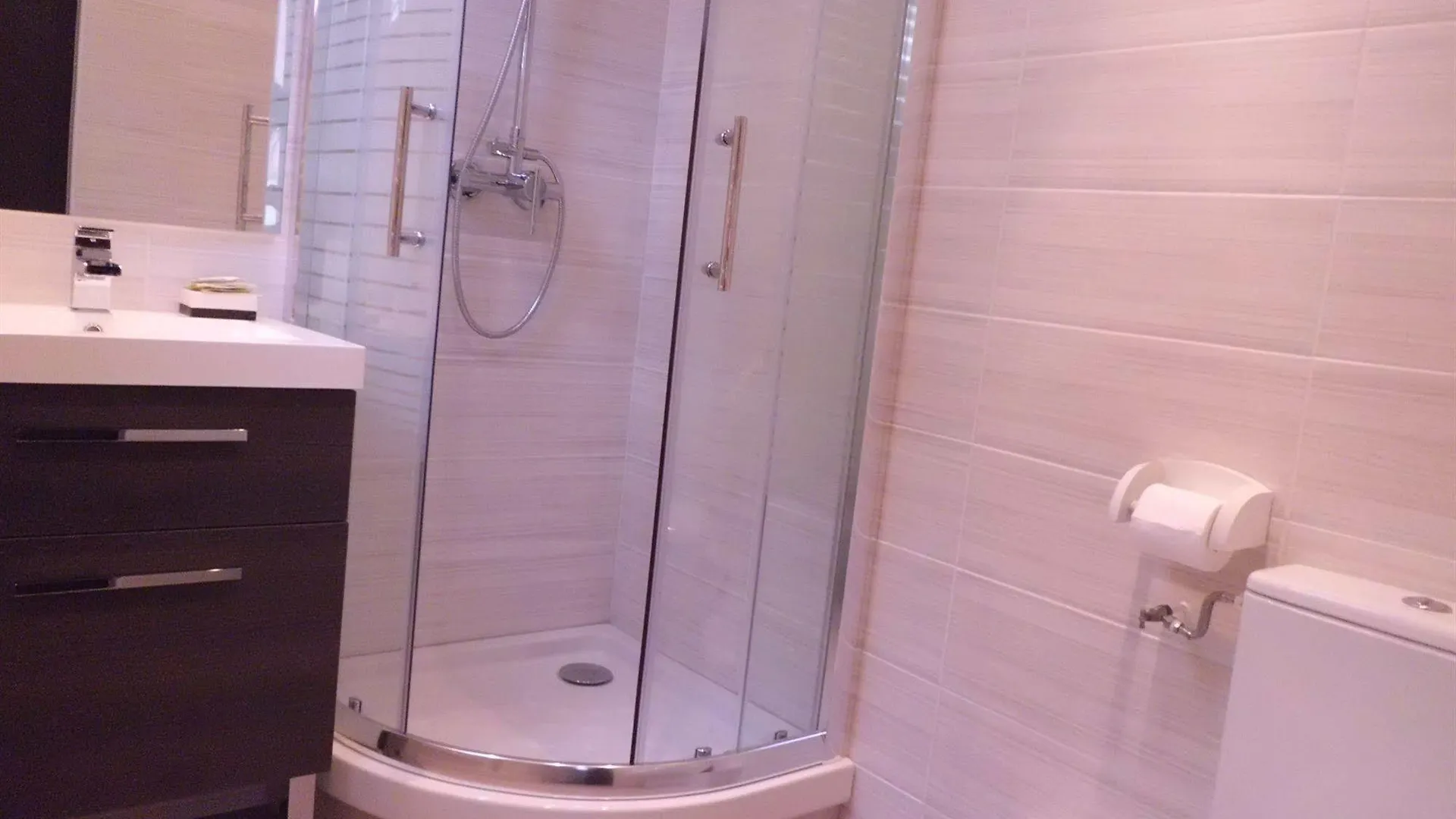 Hotel Lutetia Cannes 2*,  Francia